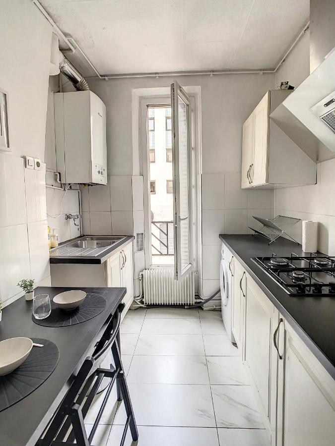 Grand Cozy Appart - Proche Metro Paris - Spots Touristiques Ivry-sur-Seine Bagian luar foto